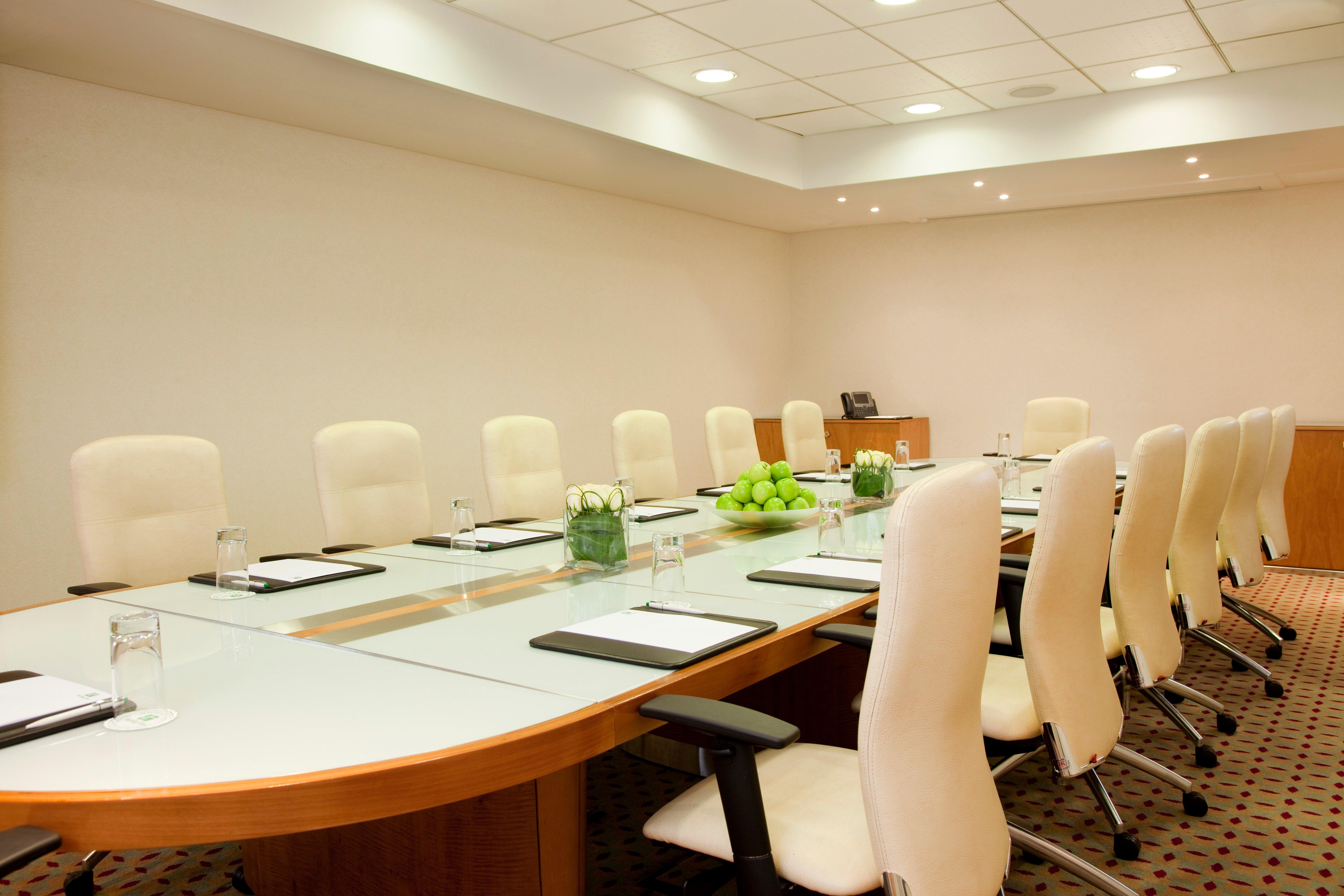 Holiday Inn Citystars By Ihg Cairo Exterior photo A boardroom