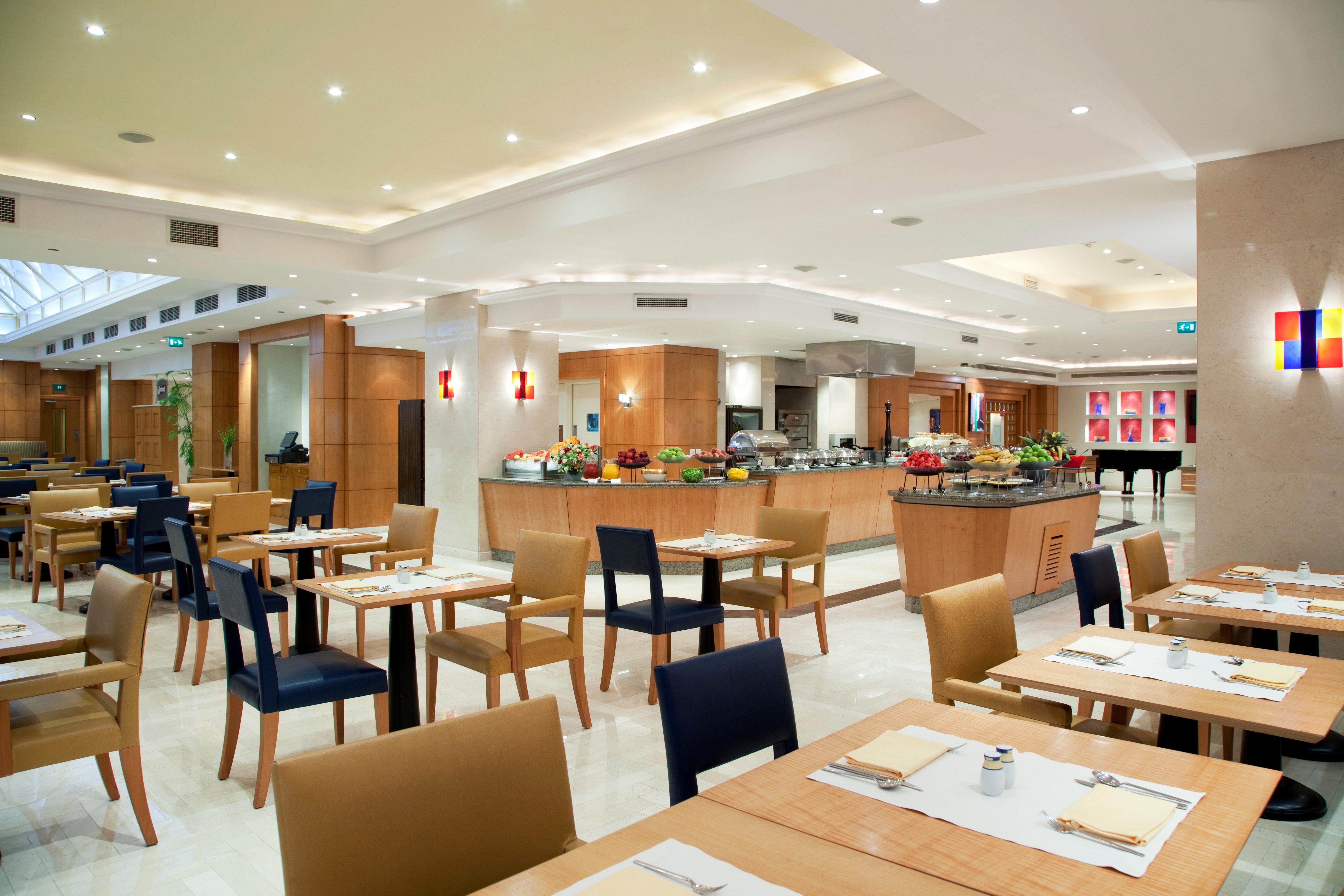 Holiday Inn Citystars By Ihg Cairo Exterior photo The restaurant