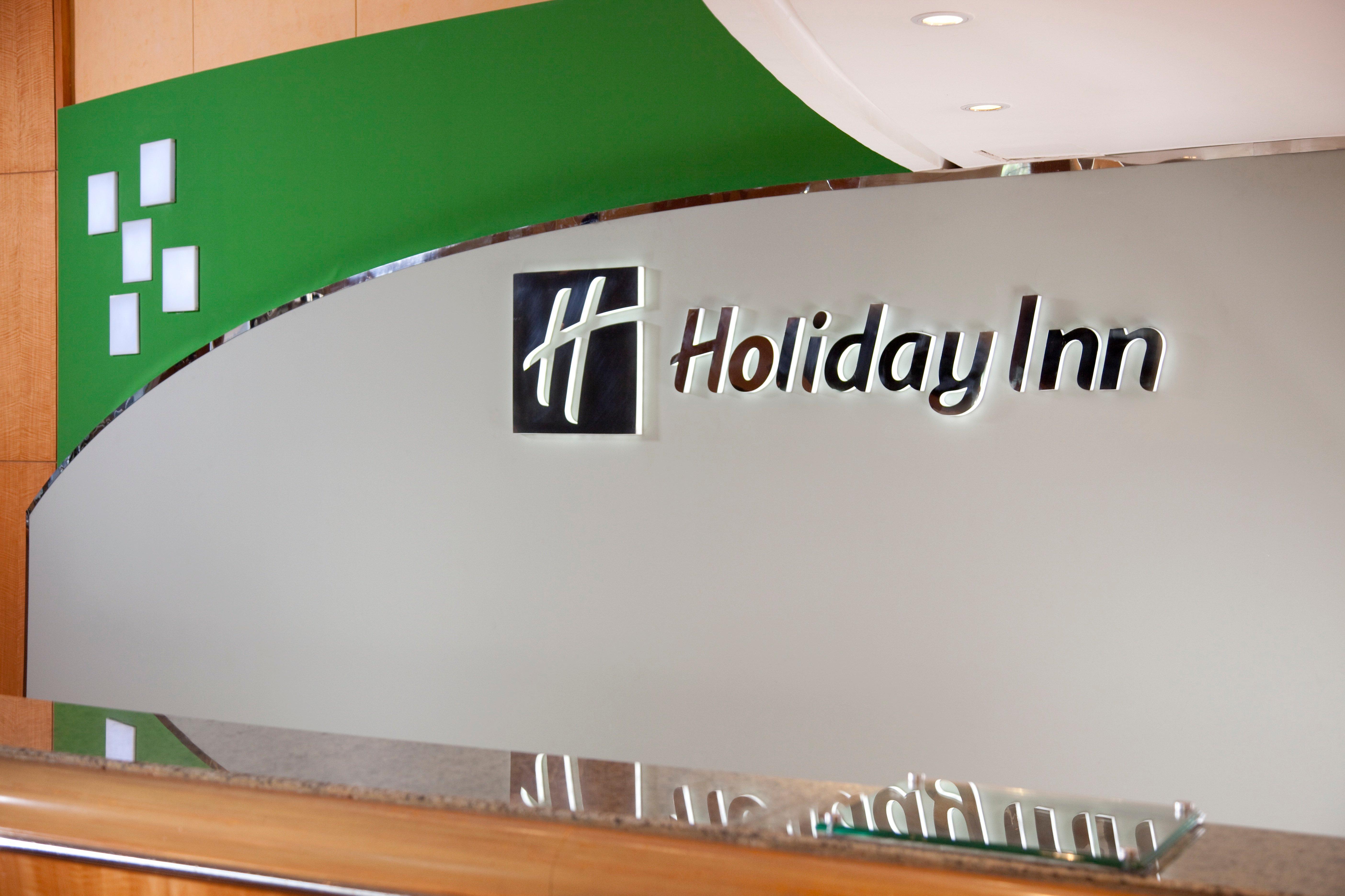 Holiday Inn Citystars By Ihg Cairo Exterior photo Holiday Inn logo